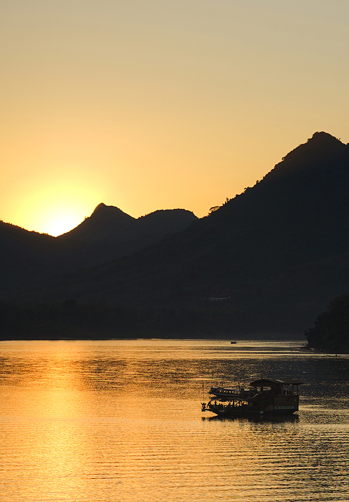 安静的旅行，清晨到日暮（图ZMjUzMTIzMTcy） - 风光摄影 - 站酷设计师欧德闫原创素材 - 站酷ZCOOL