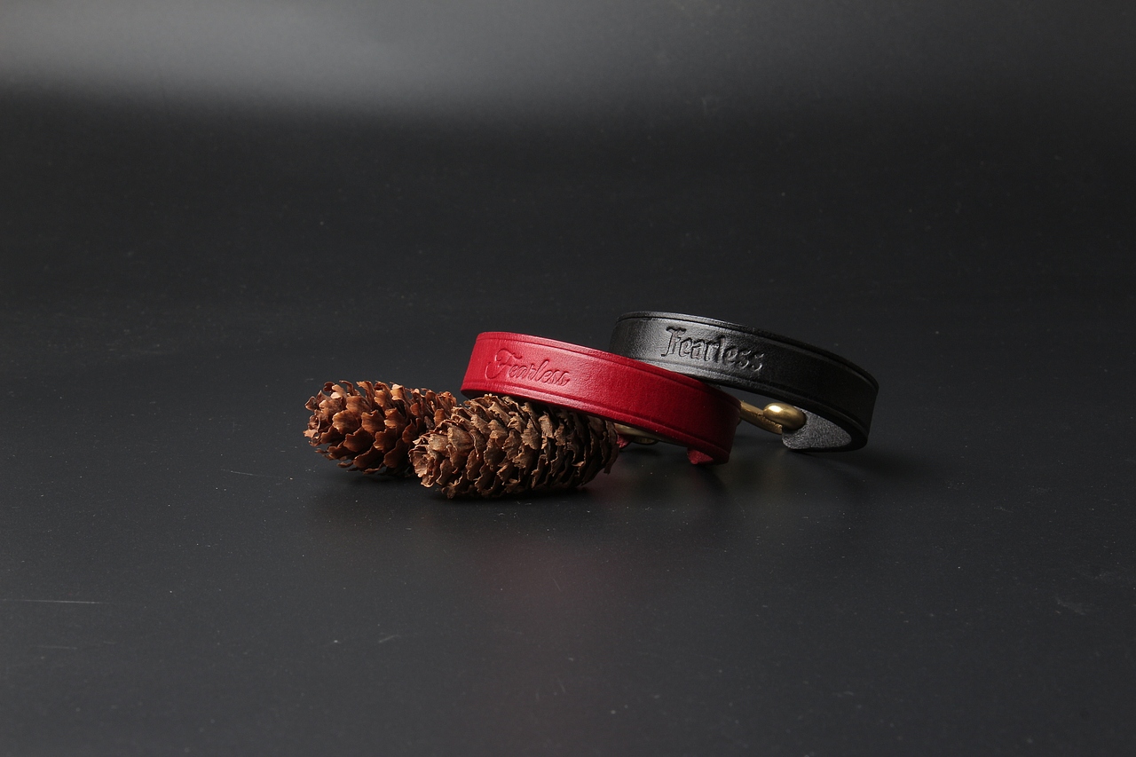 手工植鞣皮手链（图ZNjYyMTYxNjg=） - 工艺品设计 - 站酷设计师小小设计毛子原创素材 - 站酷ZCOOL