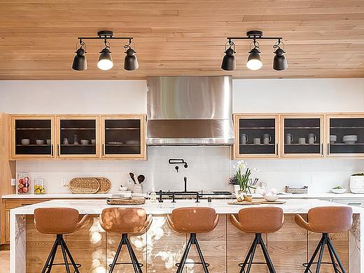 8月摸鱼_灯类_场景拍摄/合成