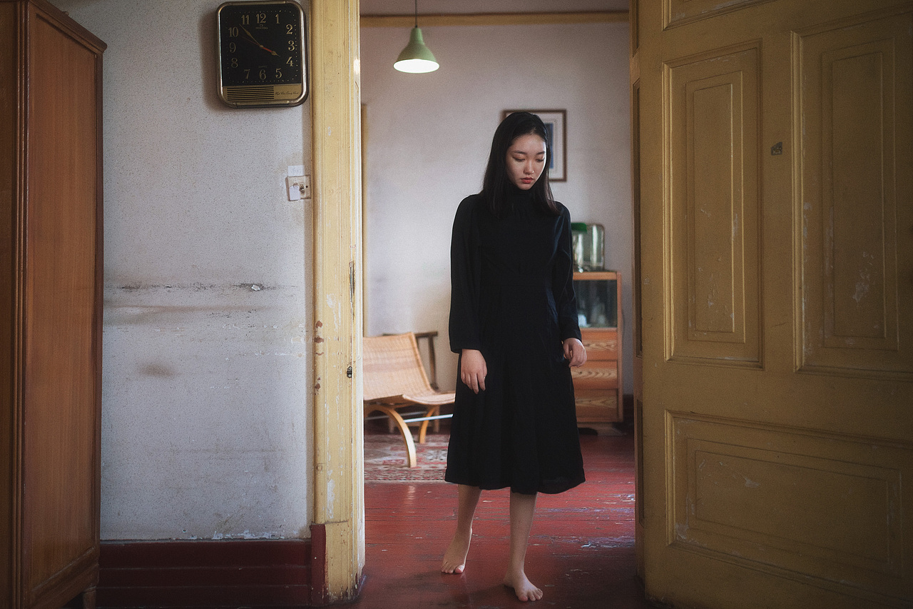 空房间（图ZOTY2NDk5NDQ=） - 人像摄影 - 站酷设计师西瓜不要太郎原创素材 - 站酷ZCOOL