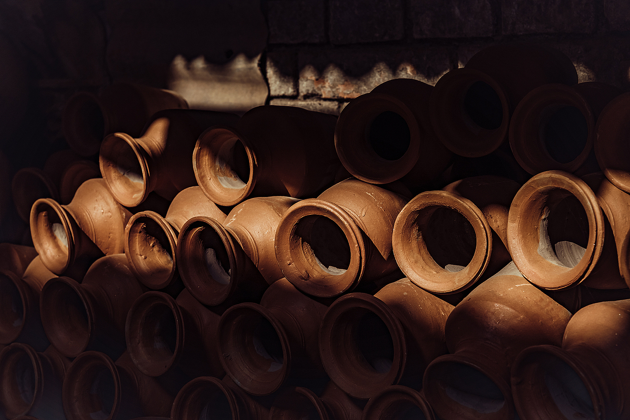 阳光的影子一点一点移动。