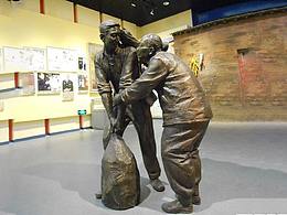 让我们跟随雕塑一起去了解孝道，了解孝文化