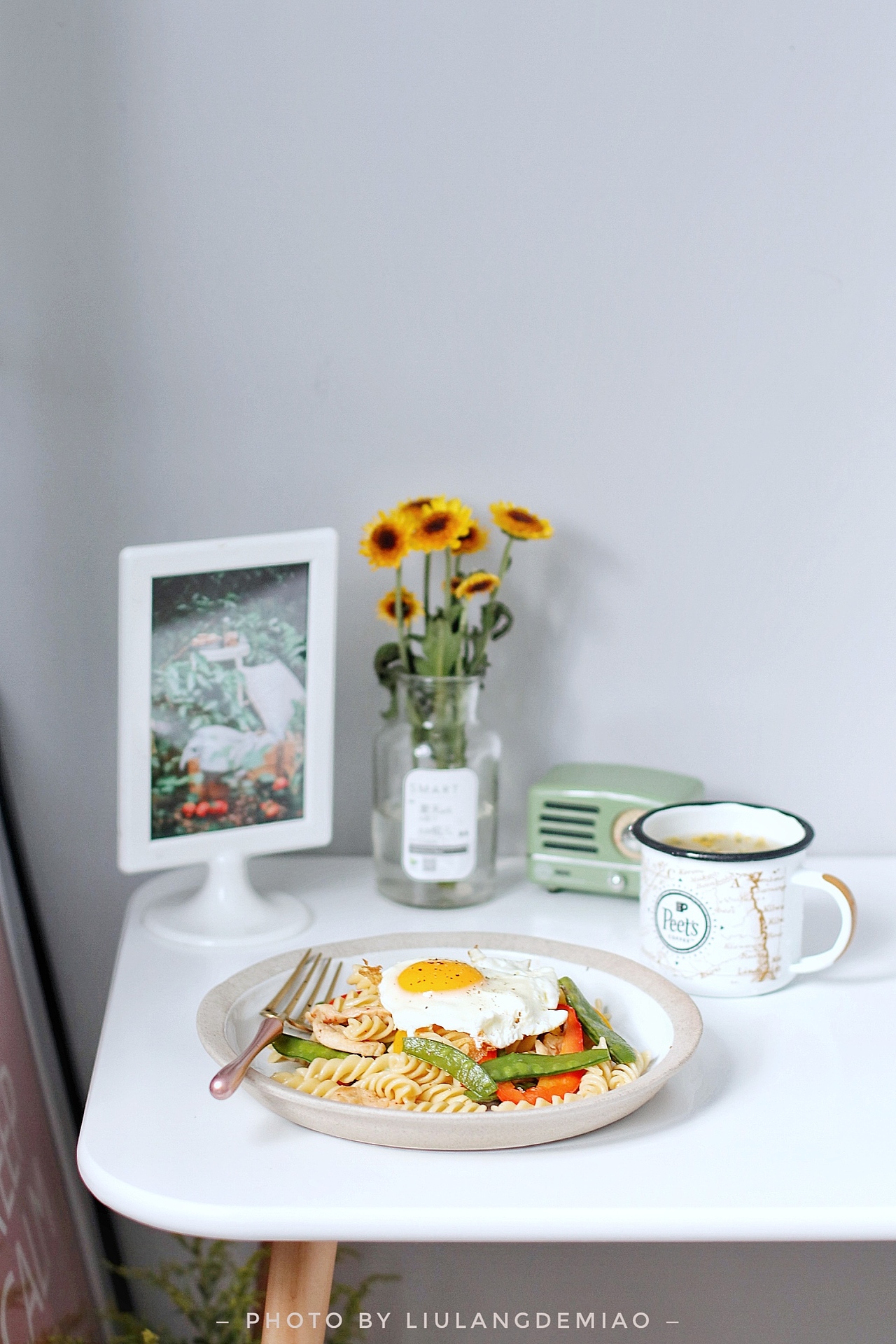 鸡肉彩蔬螺旋意面，开启明亮一天～（图ZMTIxNzkwMDgw） - 产品摄影 - 站酷设计师流浪的喵喵酱原创素材 - 站酷ZCOOL