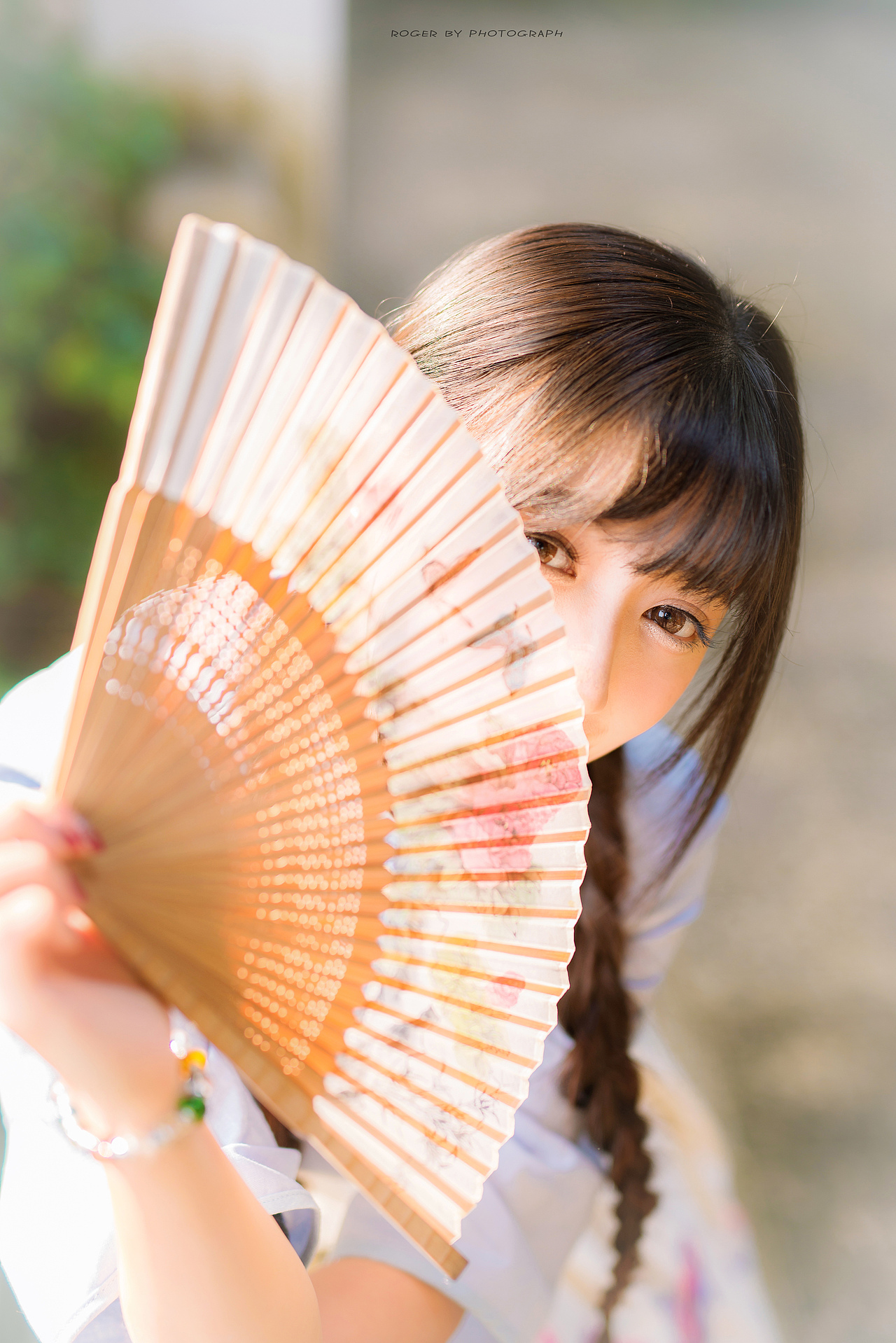 臨水照花人（圖ZNDAwNzM3MjQ=） - 人像攝影 - 站酷設(shè)計師大眼祥原創(chuàng)素材 - 站酷ZCOOL