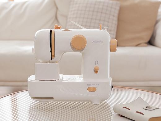 蝴蝶牌复古缝纫机M21拿铁