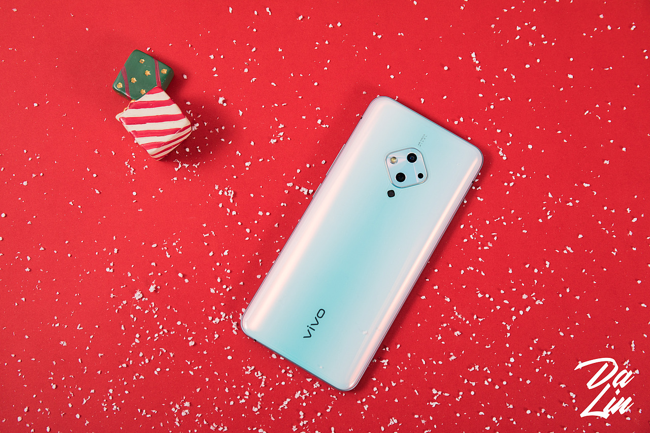 vivo S5 照亮你的美 -S5与你一起过圣诞（图ZMTg4OTgwMzUy） - 产品摄影 - 站酷设计师摄影师大林原创素材 - 站酷ZCOOL