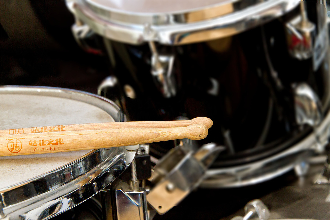 黄黑配色的运用——站北文化传播有限公司logo设计（图ZNTkyNTA0MDQ=） - Logo - 站酷设计师太白龙马原创素材 - 站酷ZCOOL