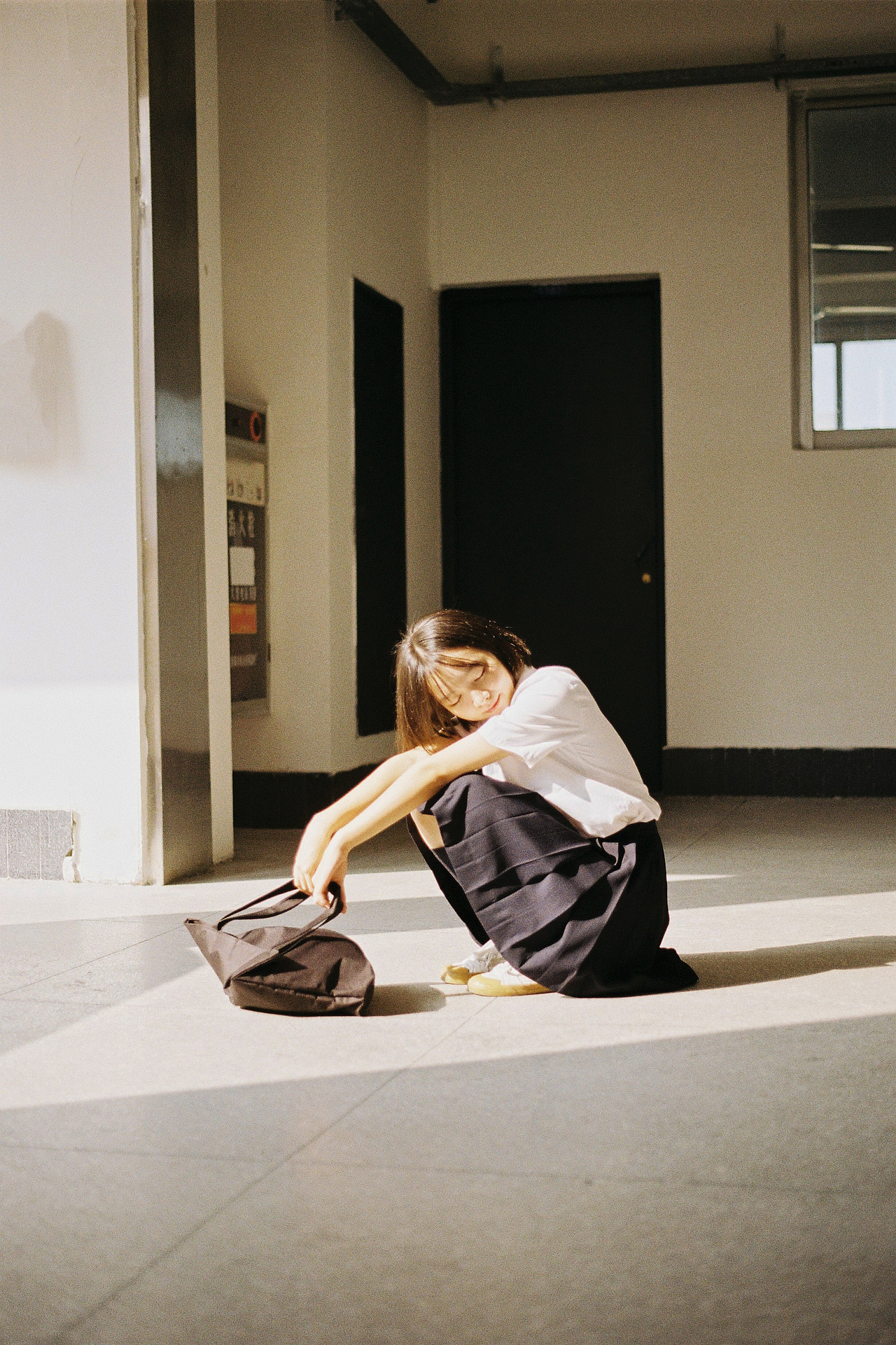 教室（圖ZMjU3NjM4MTky） - 人像攝影 - 站酷設(shè)計(jì)師川楓鈴木原創(chuàng)素材 - 站酷ZCOOL