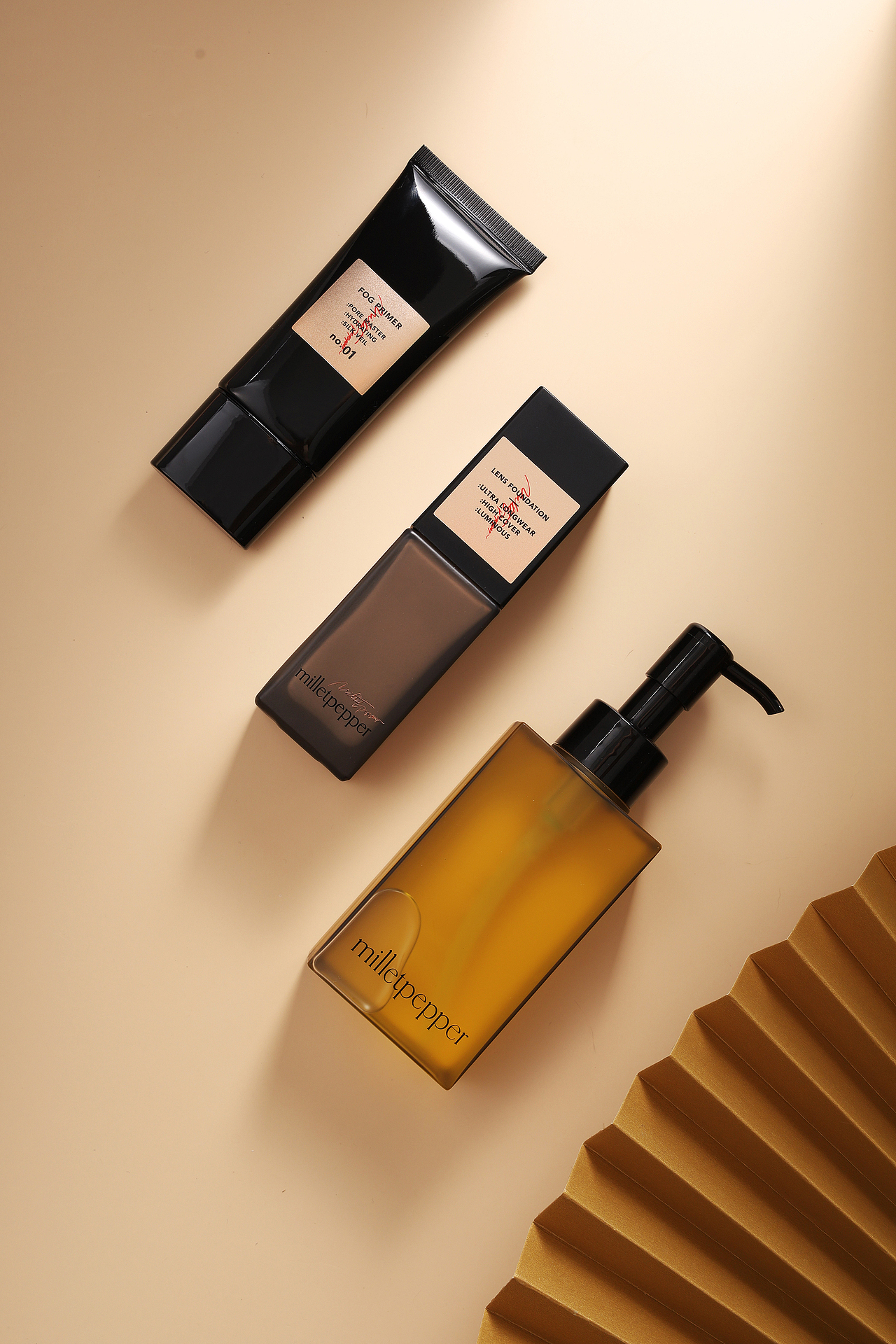 化妆品摄影（图ZMjQwNjA0Mzk2） - 产品摄影 - 站酷设计师叶云熙原创素材 - 站酷ZCOOL