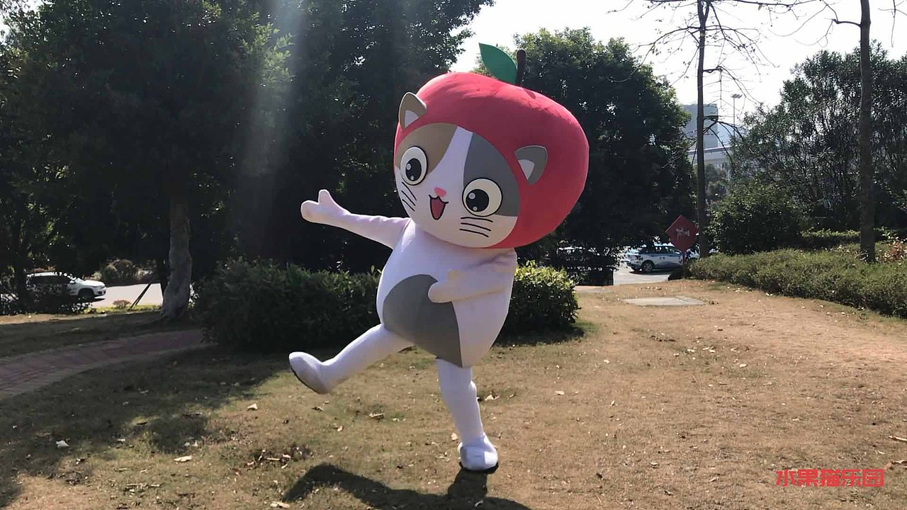 苹果猫人偶--在公园里疯（图ZMTA3MDIyNDQ0） - 其他摄影 - 站酷设计师水果猫乐园原创素材 - 站酷ZCOOL