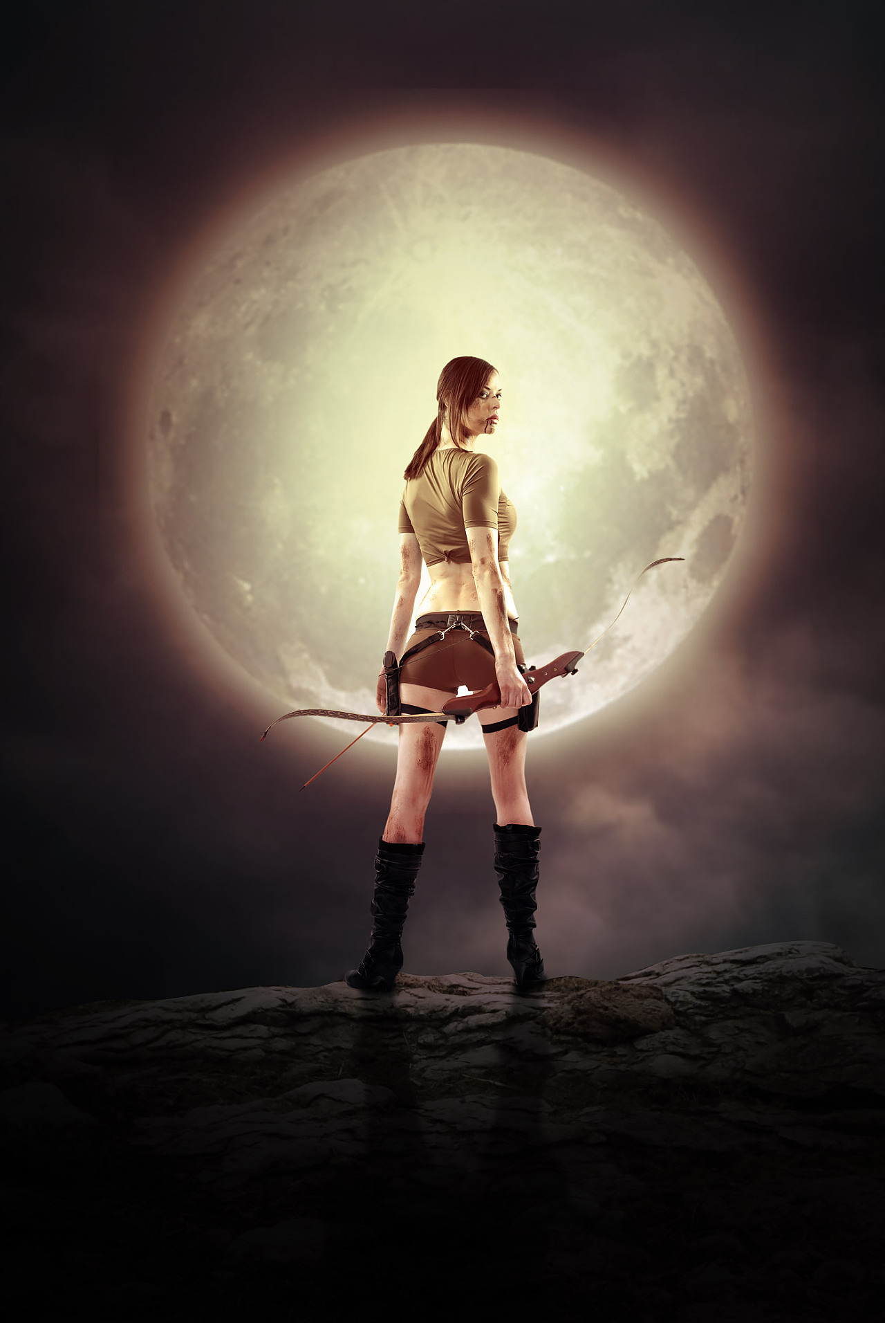 月光下的女战士