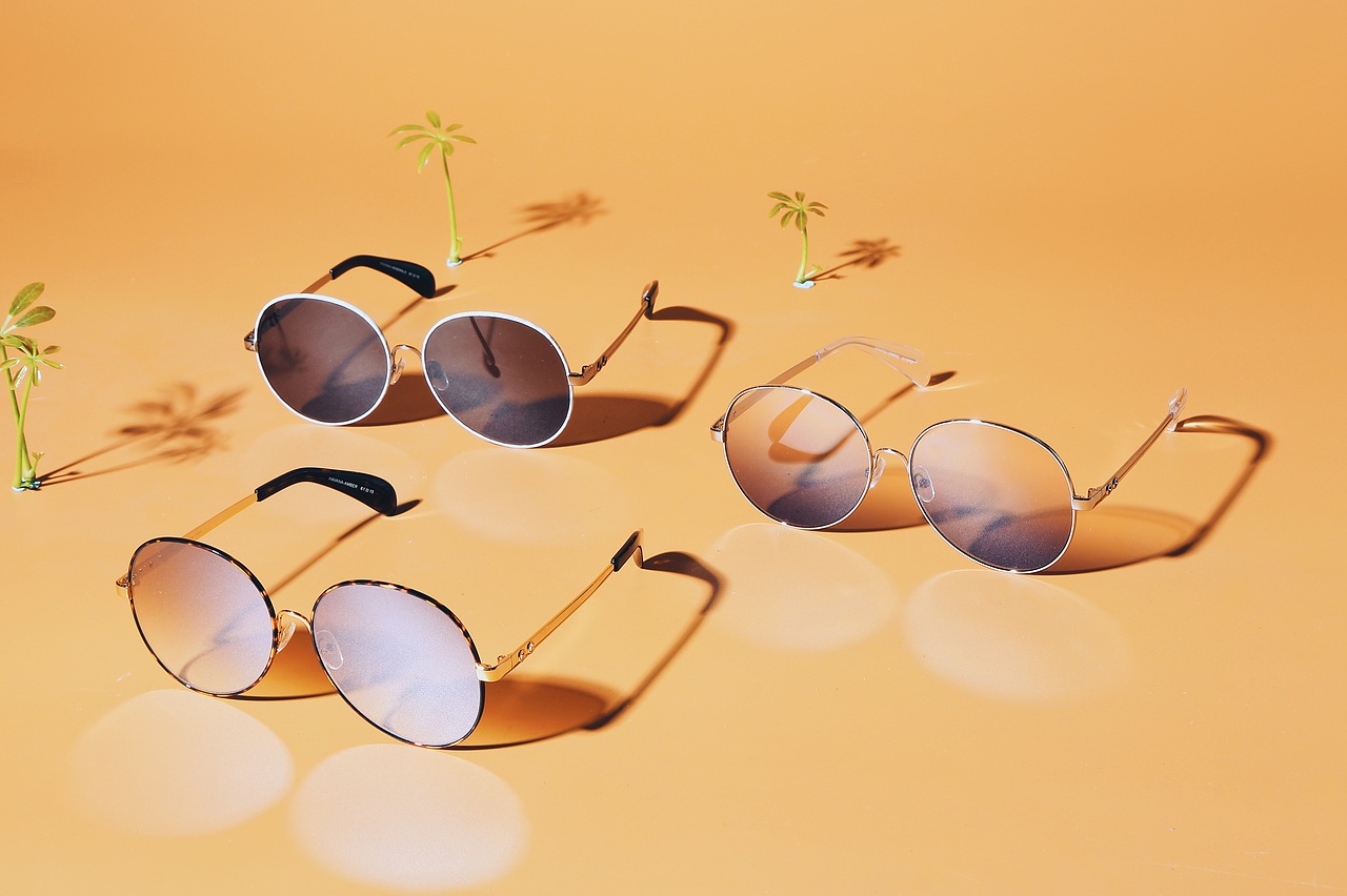 眼鏡（圖ZMTQ5MjgyNjY4） - 產(chǎn)品攝影 - 站酷設(shè)計(jì)師困困大頭魚原創(chuàng)素材 - 站酷ZCOOL