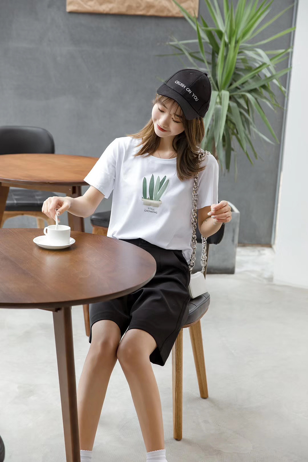 网红风店主风ins风纯色韩版T恤印花宽松T恤模特拍照