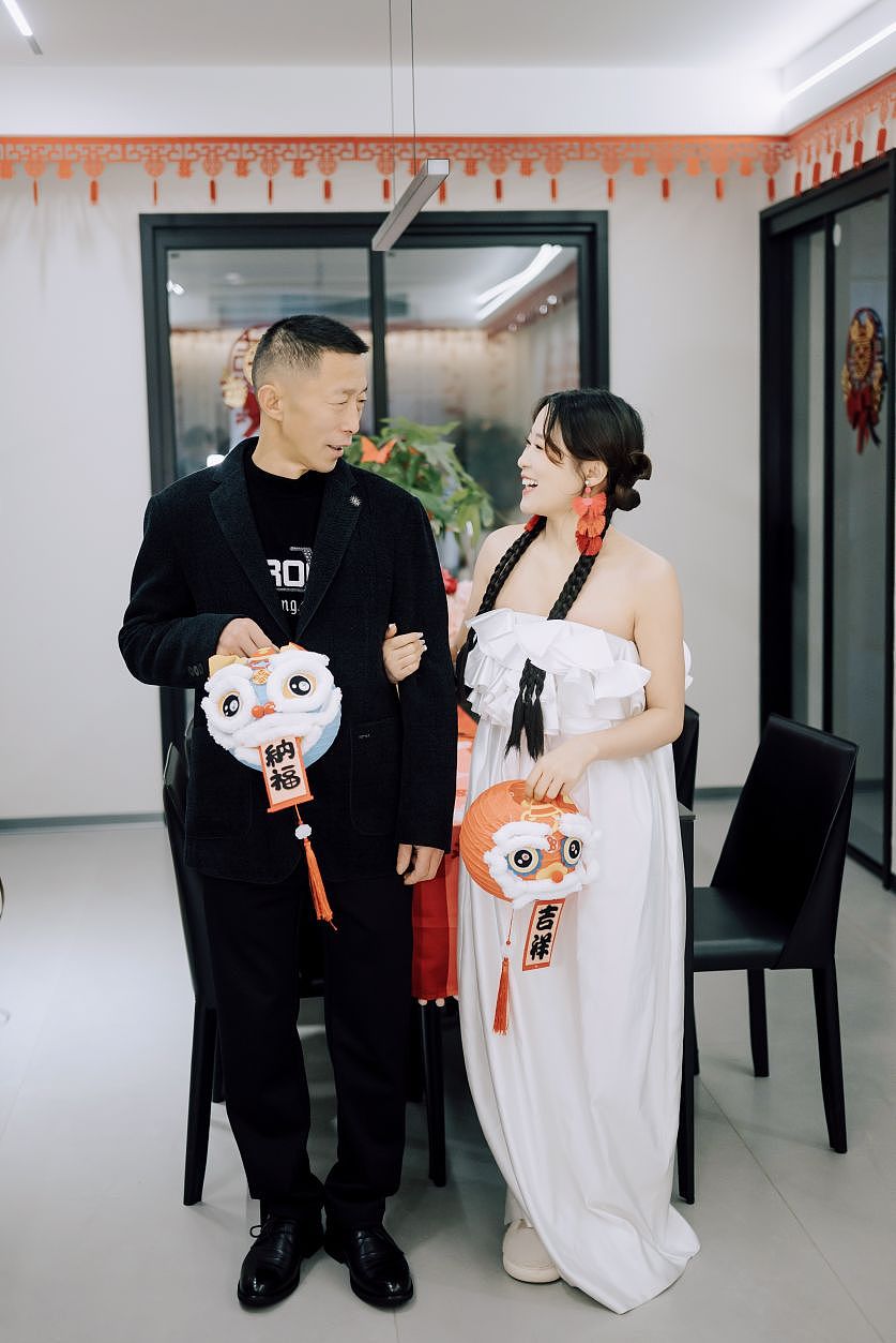 新年快乐啊!婚礼晨袍