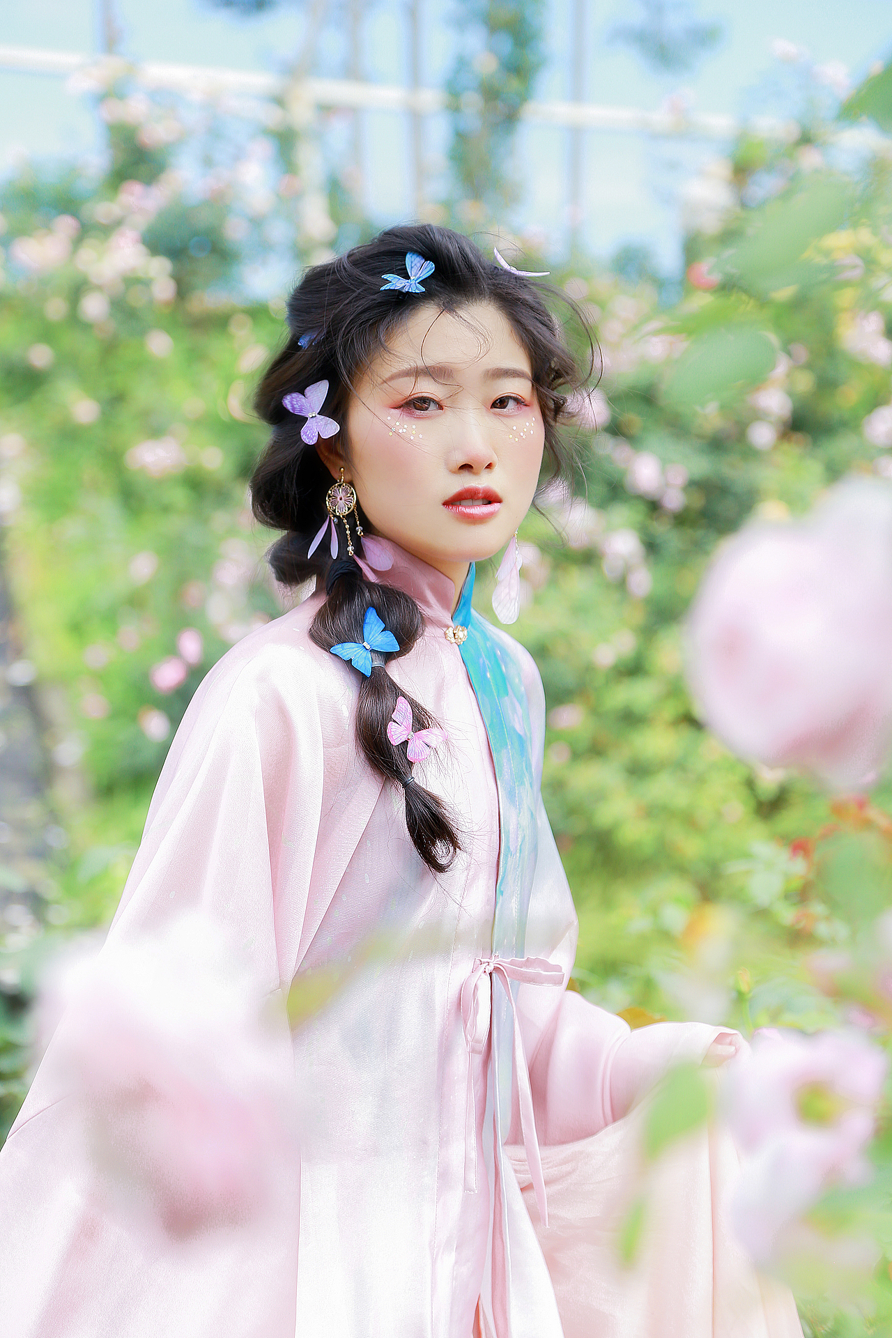 花与裙摆 人间五月（图ZMjU0NjYxNTQ4） - 人像摄影 - 站酷设计师卿念念念原创素材 - 站酷ZCOOL