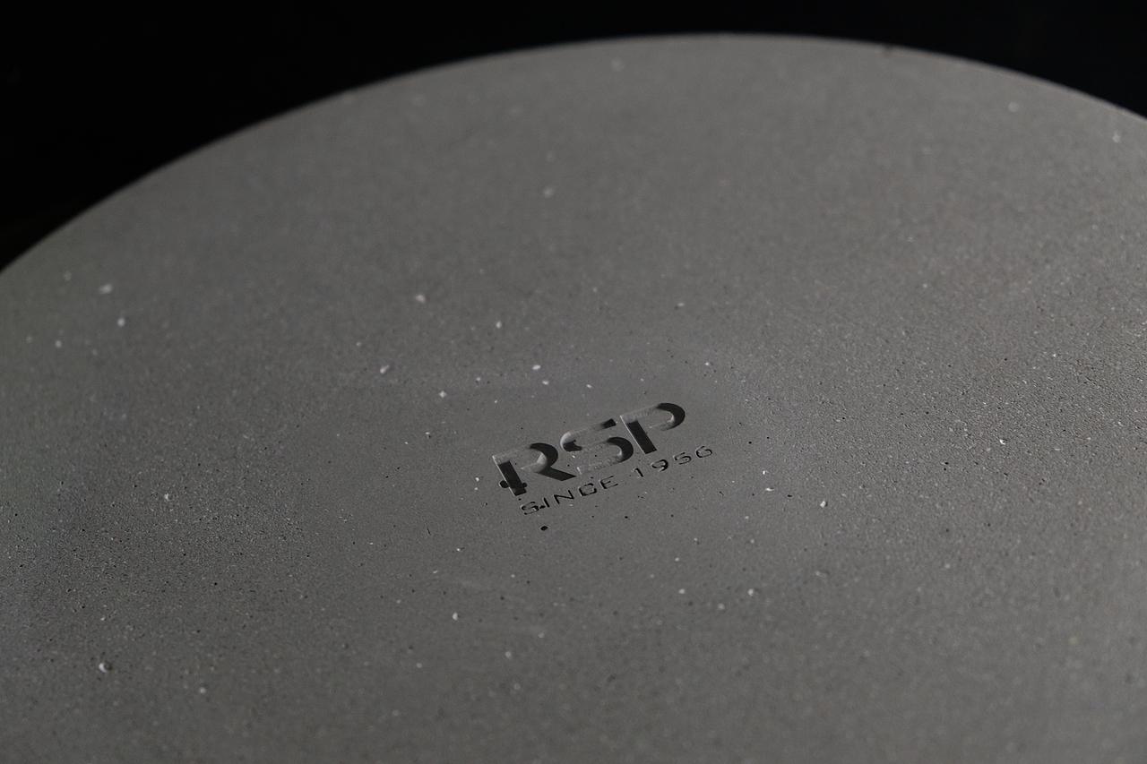 圆月与山——RSP雅诗柏建筑年度礼品