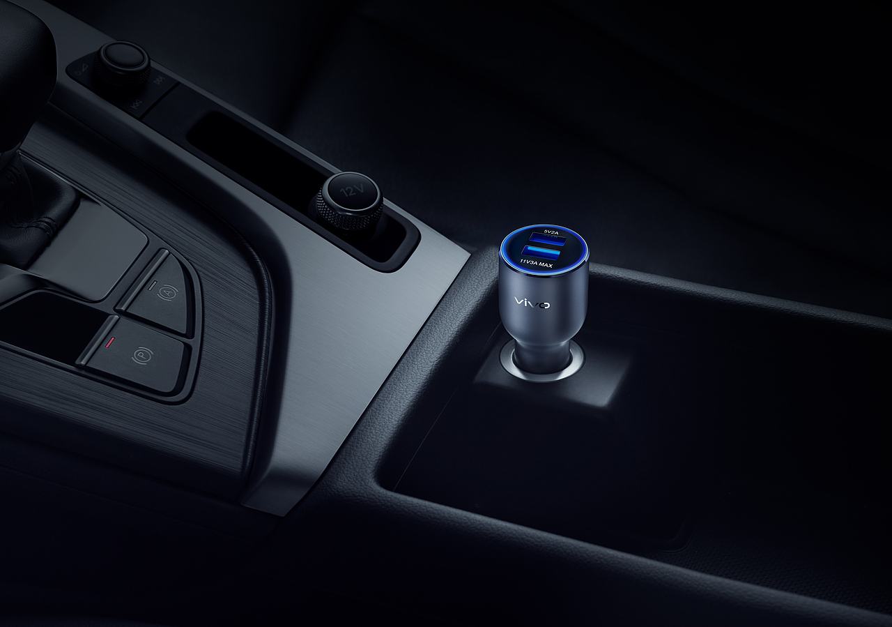 产品拍摄｜VIVO车载充电器手机游戏柄（图ZMjg3NjU3NzQ0） - 产品摄影 - 站酷设计师卷毛Jake原创素材 - 站酷ZCOOL