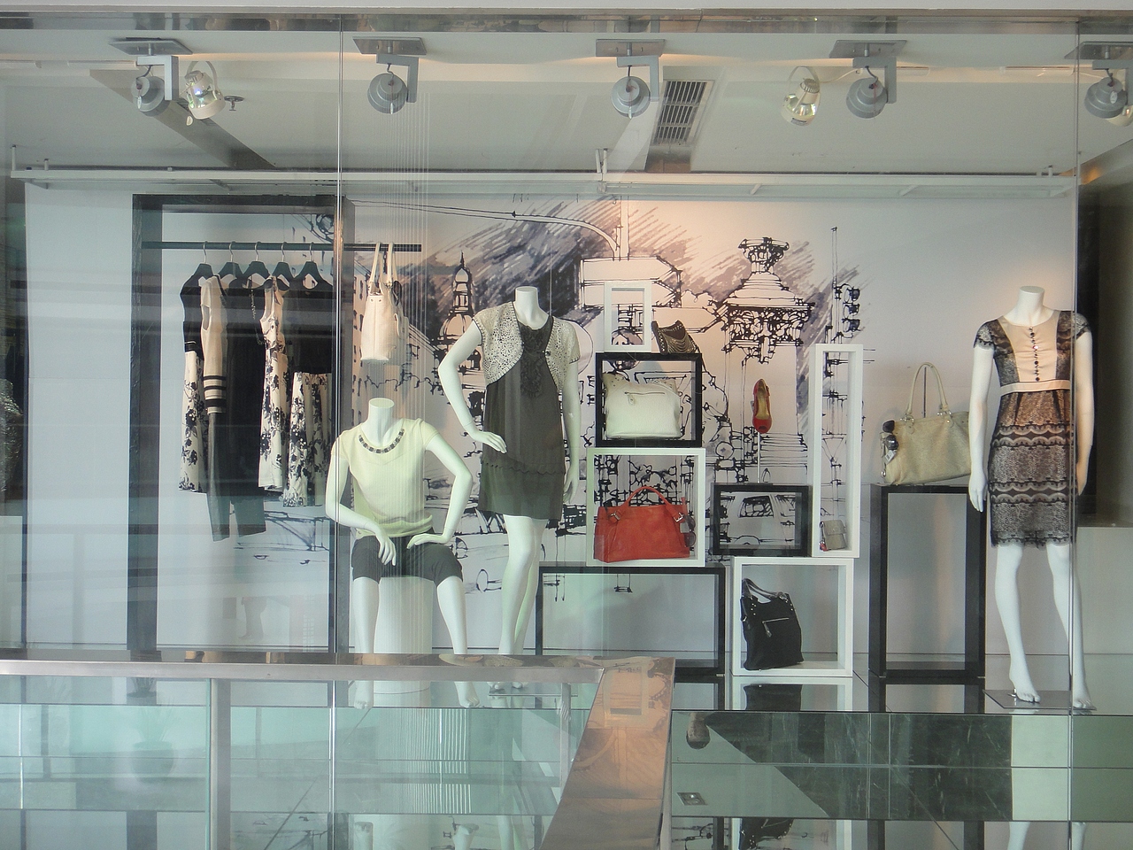 櫥窗美陳設(shè)計(jì)（圖ZMzYyODA1ODQ=） - 展陳設(shè)計(jì) - 站酷設(shè)計(jì)師cody79原創(chuàng)素材 - 站酷ZCOOL