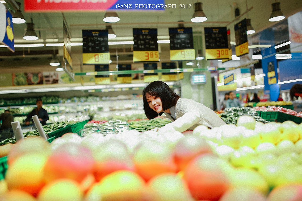 《超市日记》（图ZNzQ0NDc4ODQ=） - 人像摄影 - 站酷设计师甘蔗Ganz原创素材 - 站酷ZCOOL