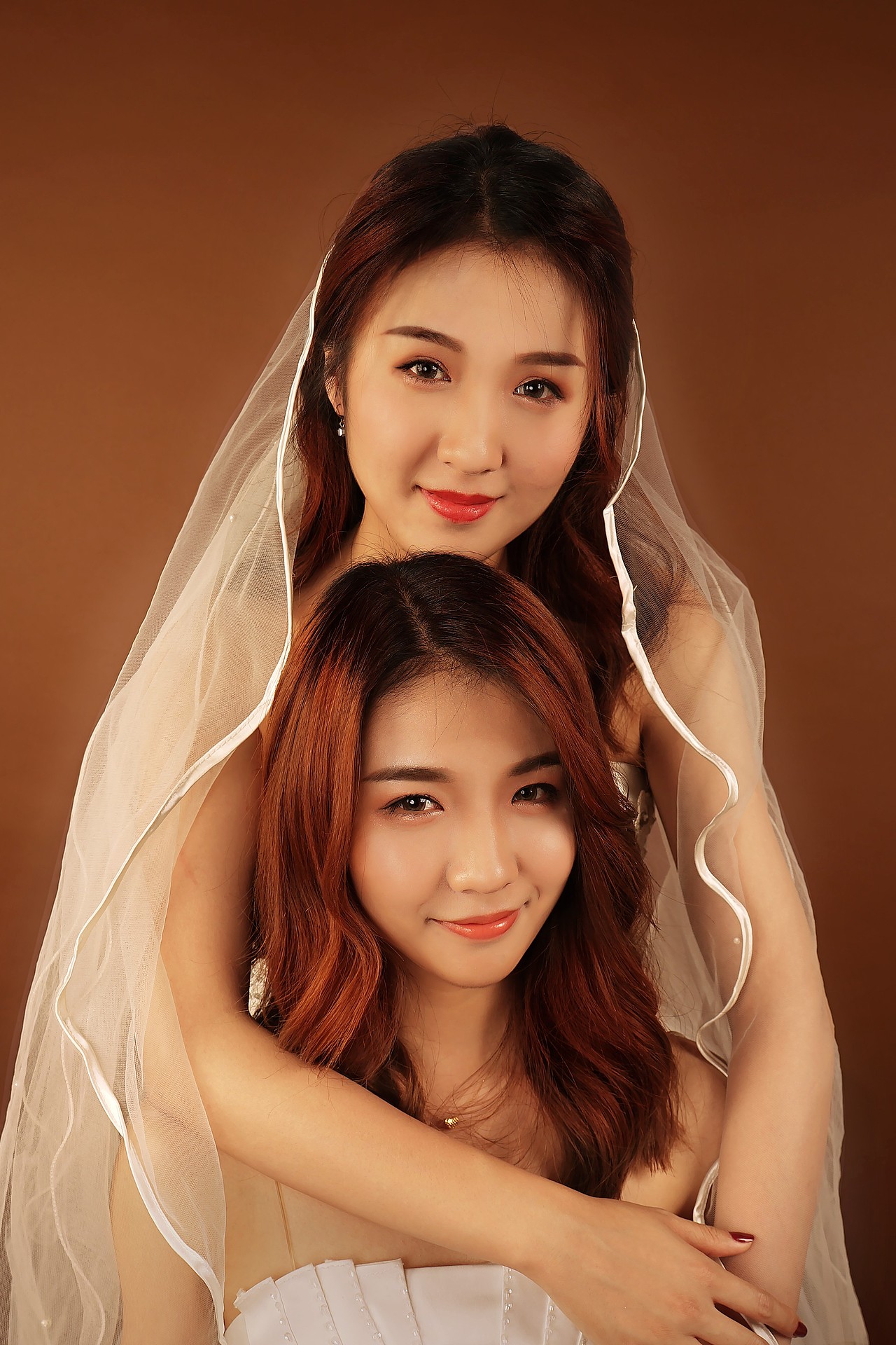 摄影棚人像 双胞胎姐妹