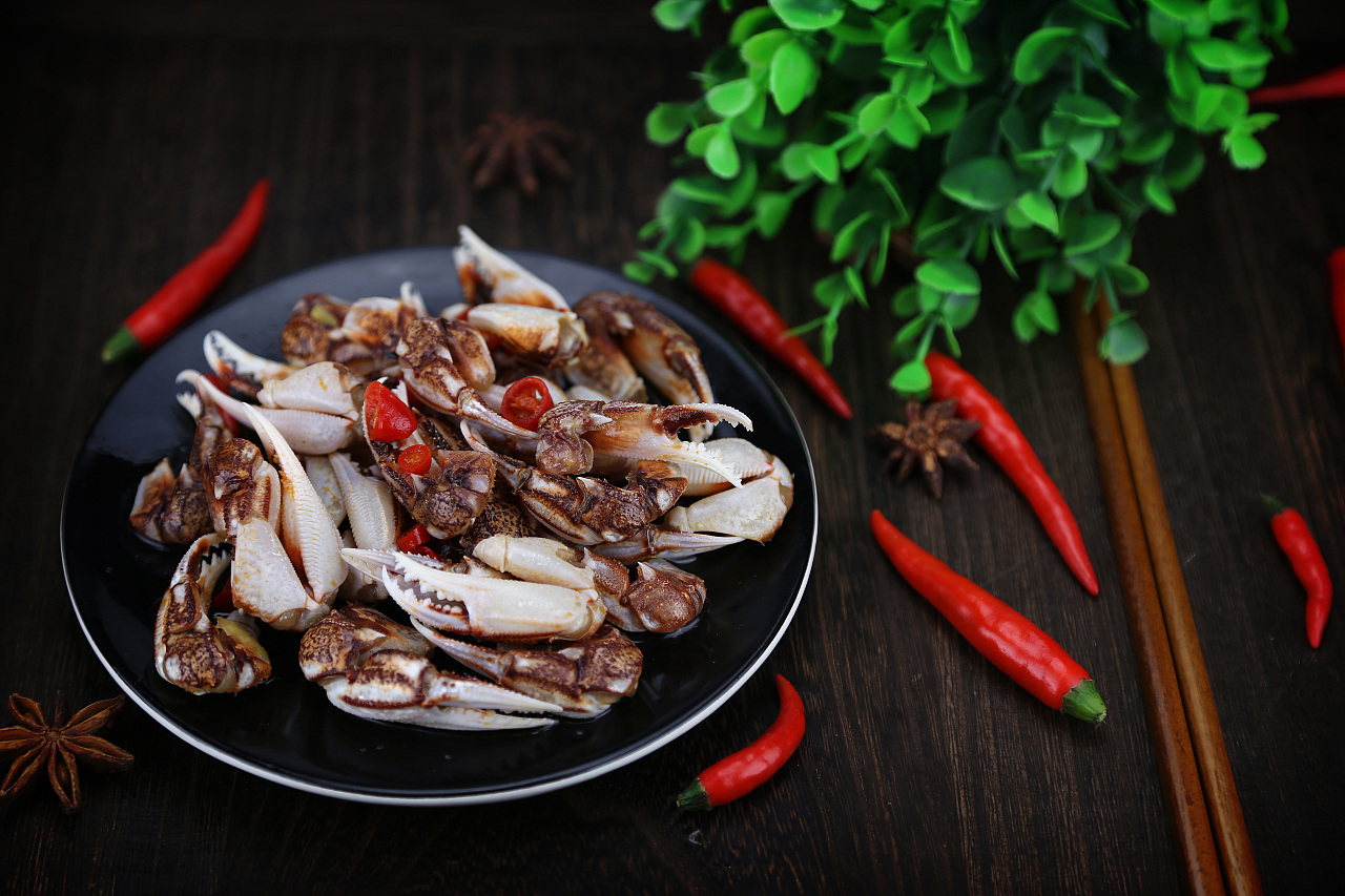 海鲜麻辣醉蟹钳拍摄