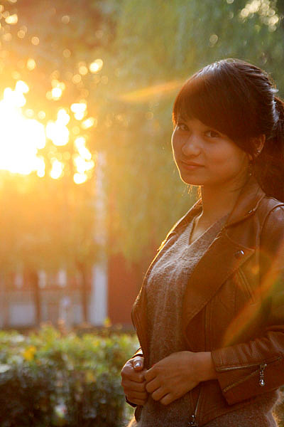 人物外景拍摄 逆光摄影（图ZMTgwMDk3Mg==） - 人像摄影 - 站酷设计师bobofoto原创素材 - 站酷ZCOOL