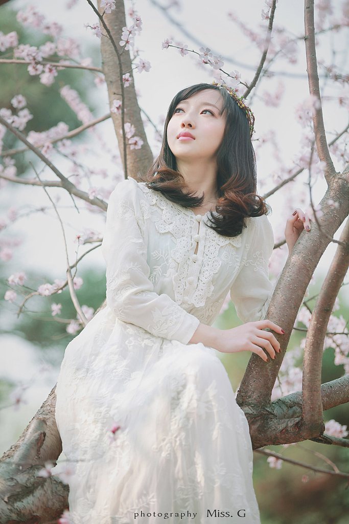 繁花（图ZMTUyOTM4NjA=） - 人像摄影 - 站酷设计师摄影师蝈蝈小姐原创素材 - 站酷ZCOOL