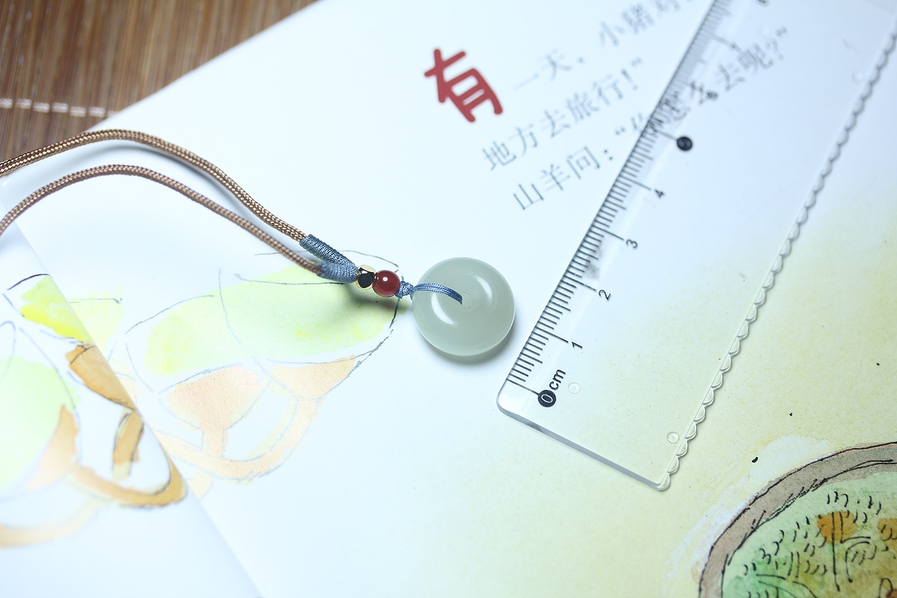 九张23.6.15马料黑色巧雕年年有余