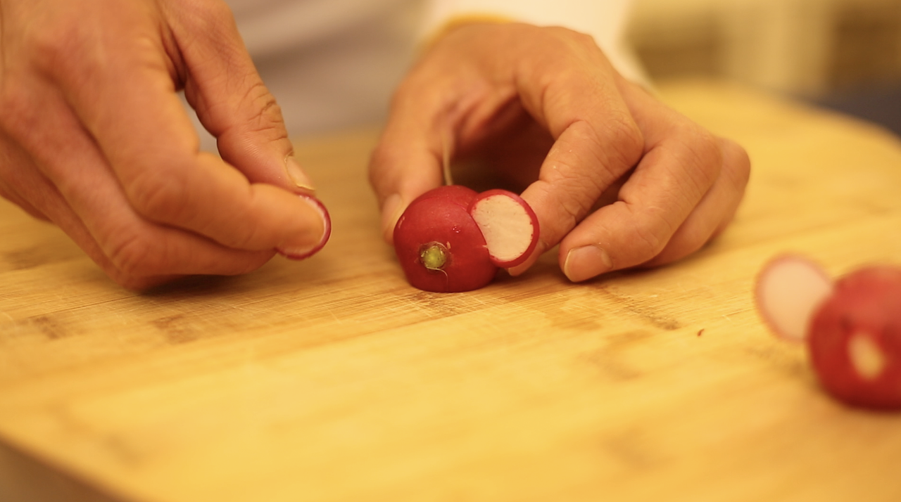 食养频道创意水果 第七季 樱桃萝卜变丰年玉鼠
