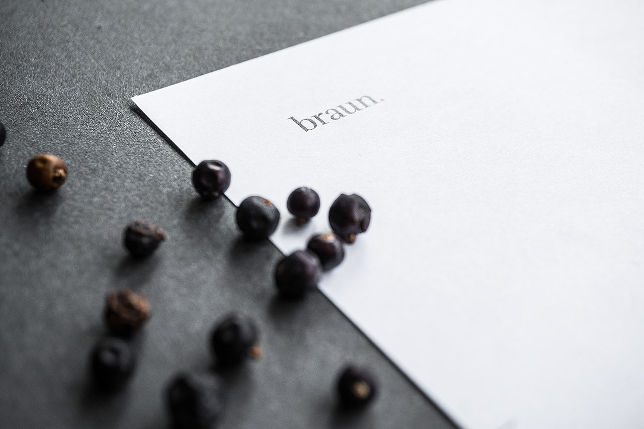 Bruan（图ZMjAxNzI4ODI0） - Logo - 站酷设计师是酥酥ya原创素材 - 站酷ZCOOL