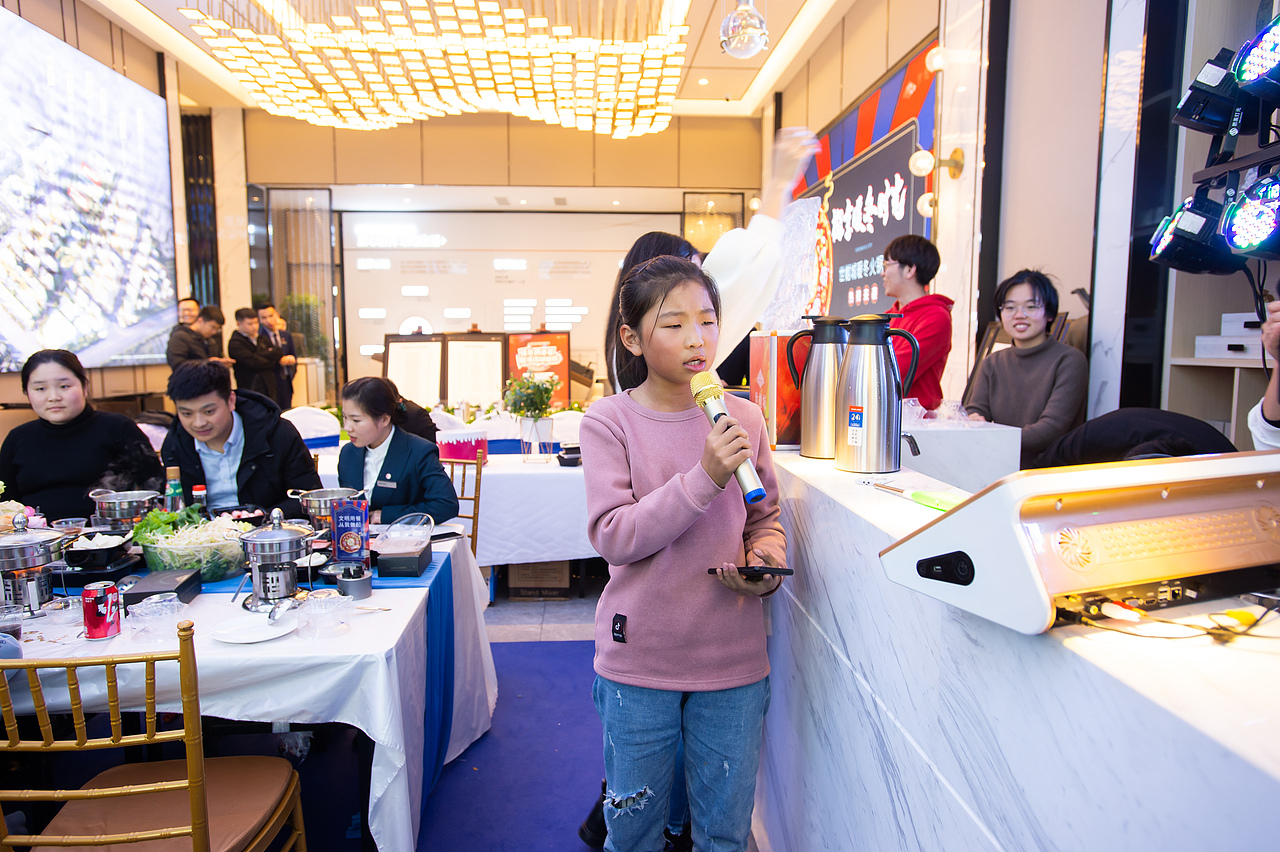 客户答谢暖场火锅宴（融创世樾城）（图ZMTkwNjA5NjI4） - 人文/纪实摄影 - 站酷设计师放狼的小羊原创素材 - 站酷ZCOOL