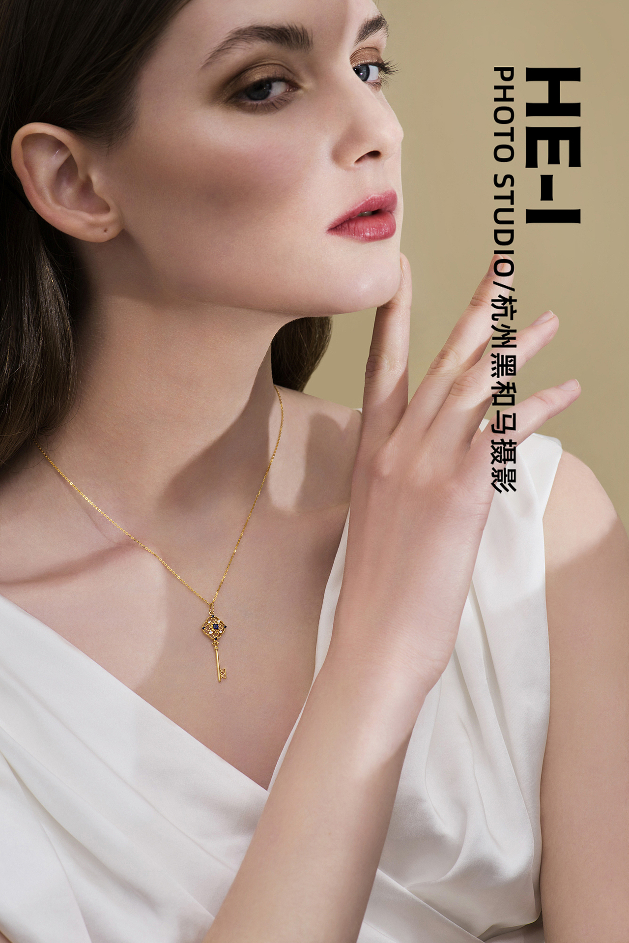 珠宝饰品|蓝宝石|静物摄影|杭州摄影|杭州黑和马摄影