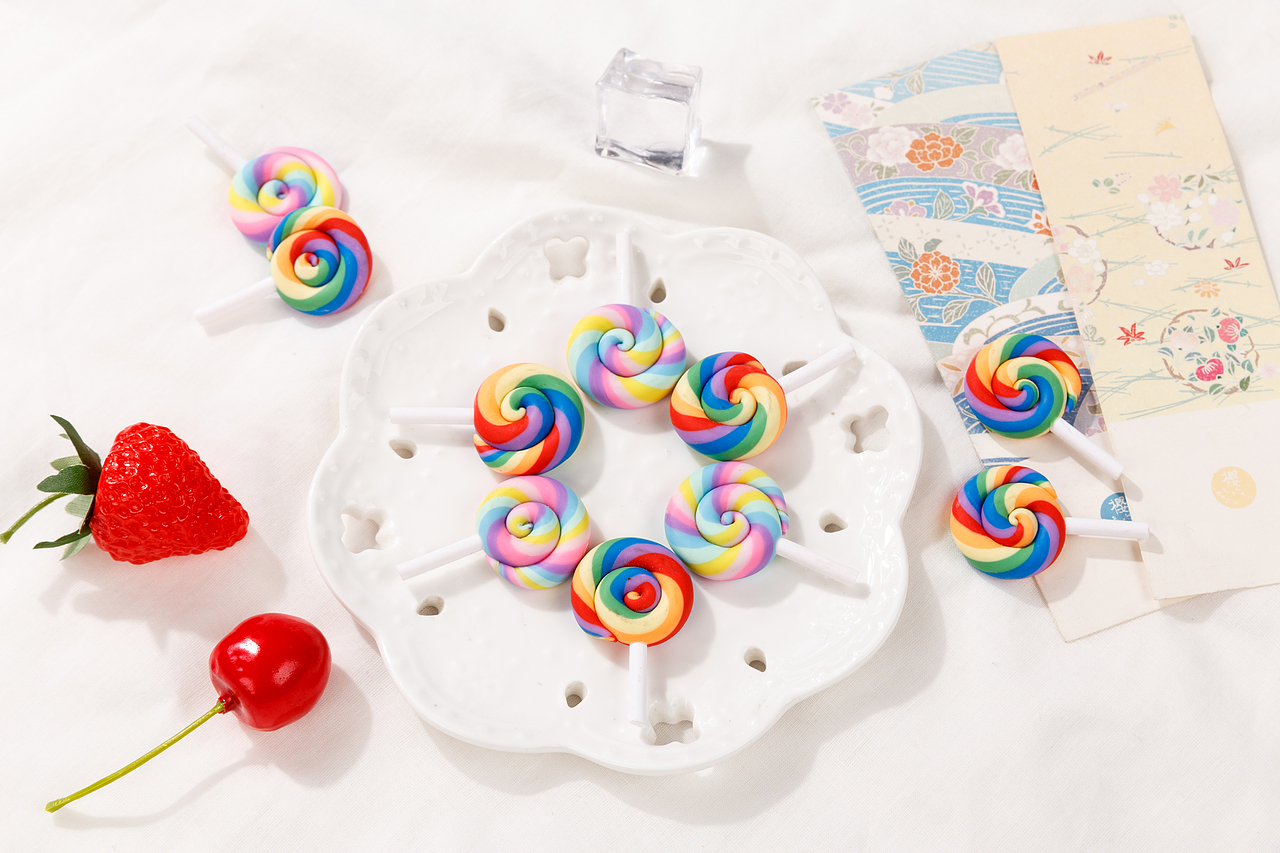 彩虹棒棒糖 美食拍摄道具 ins静物网红糖果拍照道具（图ZMTg3OTc3NTg0） - 产品摄影 - 站酷设计师网红拍照道具搭配原创素材 - 站酷ZCOOL