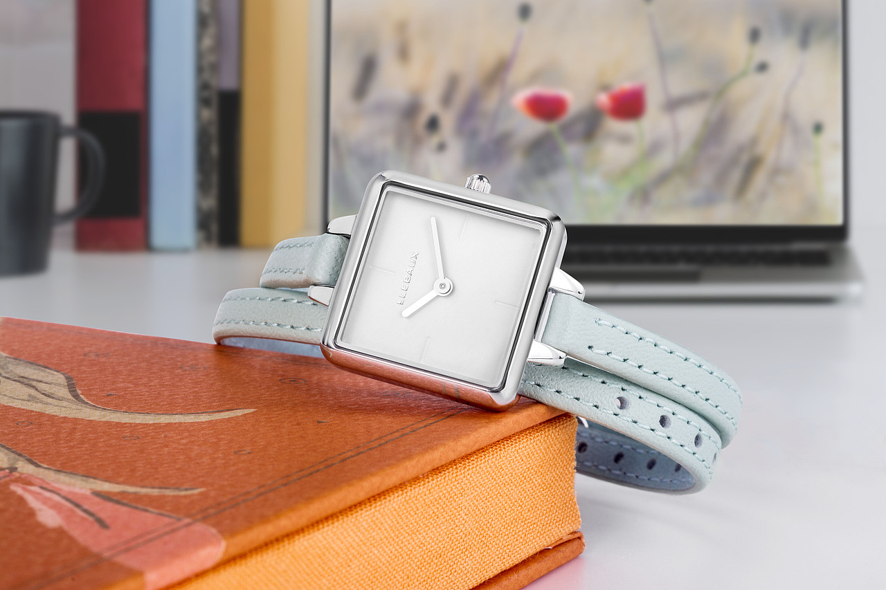 Llebaux手表拍摄（图ZMjIwNTM1MzYw） - 产品摄影 - 站酷设计师齐_视觉原创素材 - 站酷ZCOOL