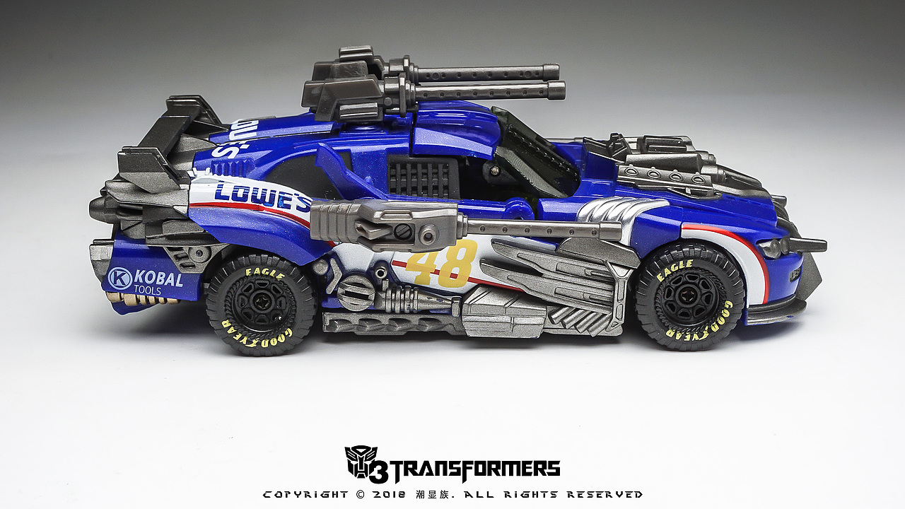 1/35 中国陆军 猛士越野车 成品模型 67676767标签变形金刚