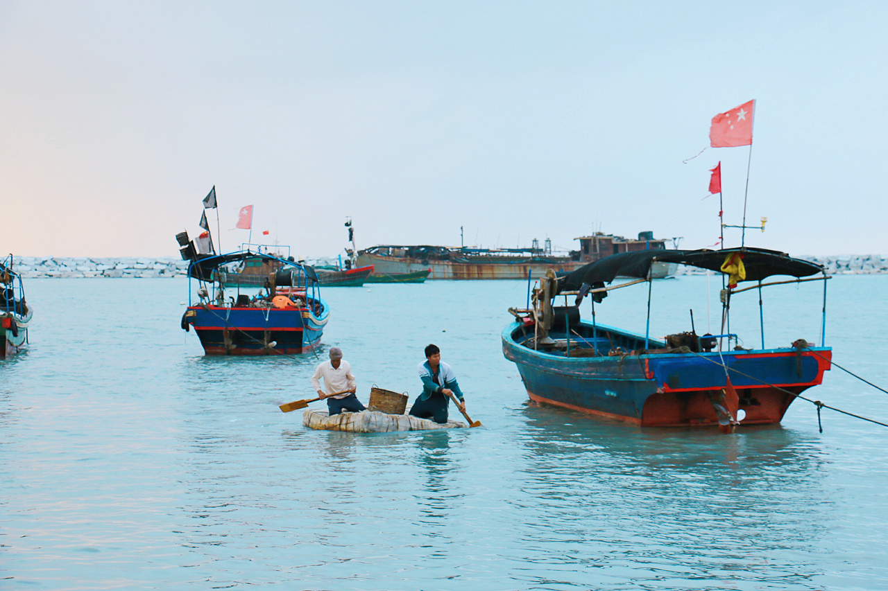 莺歌海——奇遇记