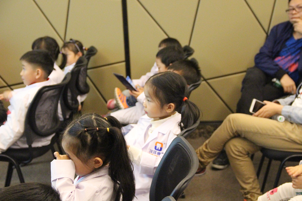 汪洋齿科第56届“我是小牙医”公益体验活动（图ZODk0MzE1NDQ=） - 人文/纪实摄影 - 站酷设计师牛鼻子贱哥原创素材 - 站酷ZCOOL