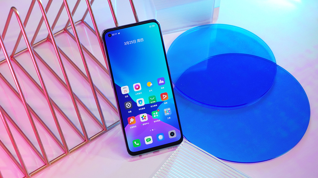 【快评实验室】Realme GT Neo最终幻想配色