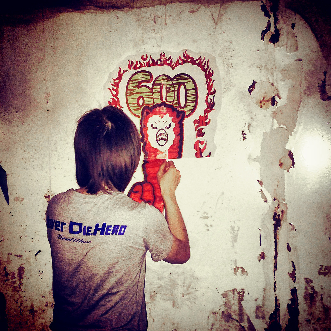 街头屌丝艺术家HERO-画中带刺!