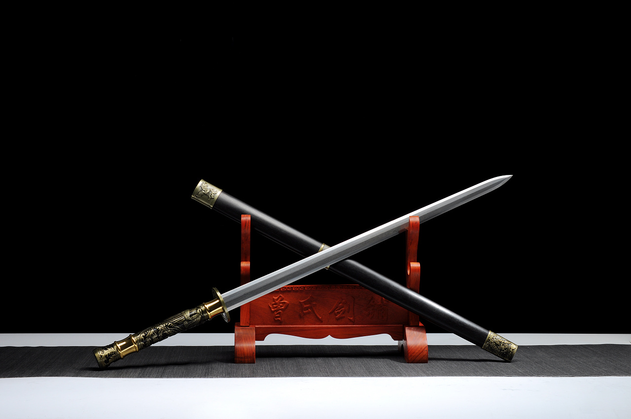龙泉铸剑师曾保东作品凤凰战剑