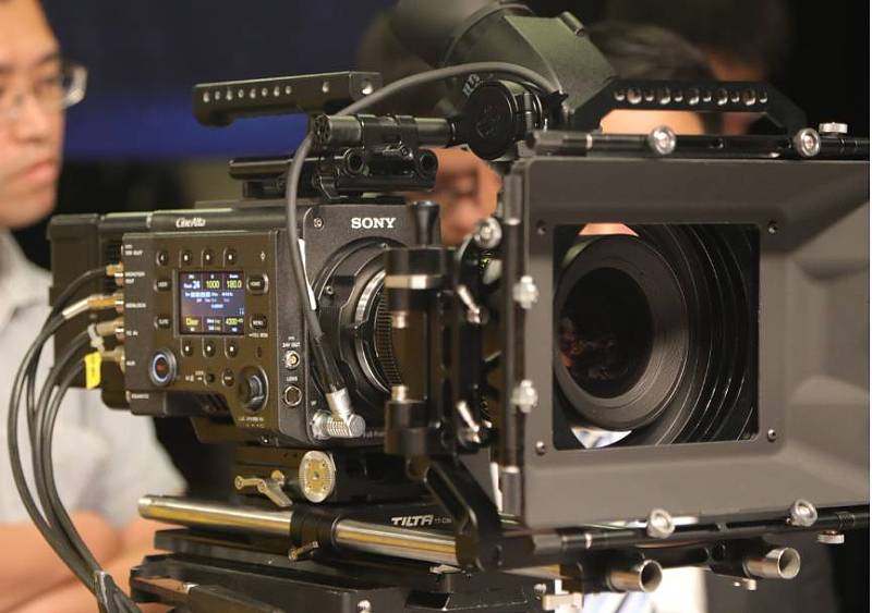 索尼新电影摄影机cinealtav