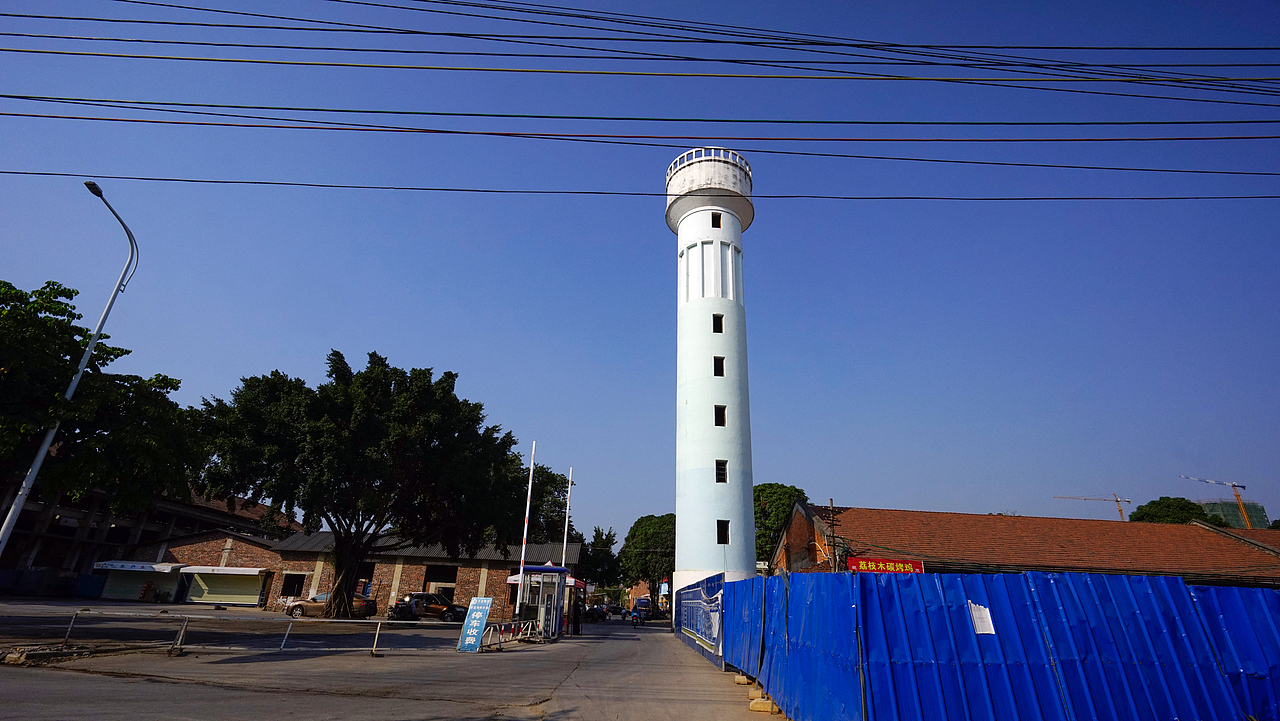 MTS涂鸦团队-如何将一座33米高的水塔变成知名地标建筑（图ZMjE4OTYzMzQ4） - 艺术插画 - 站酷设计师MTS_GRAPHIC原创素材 - 站酷ZCOOL