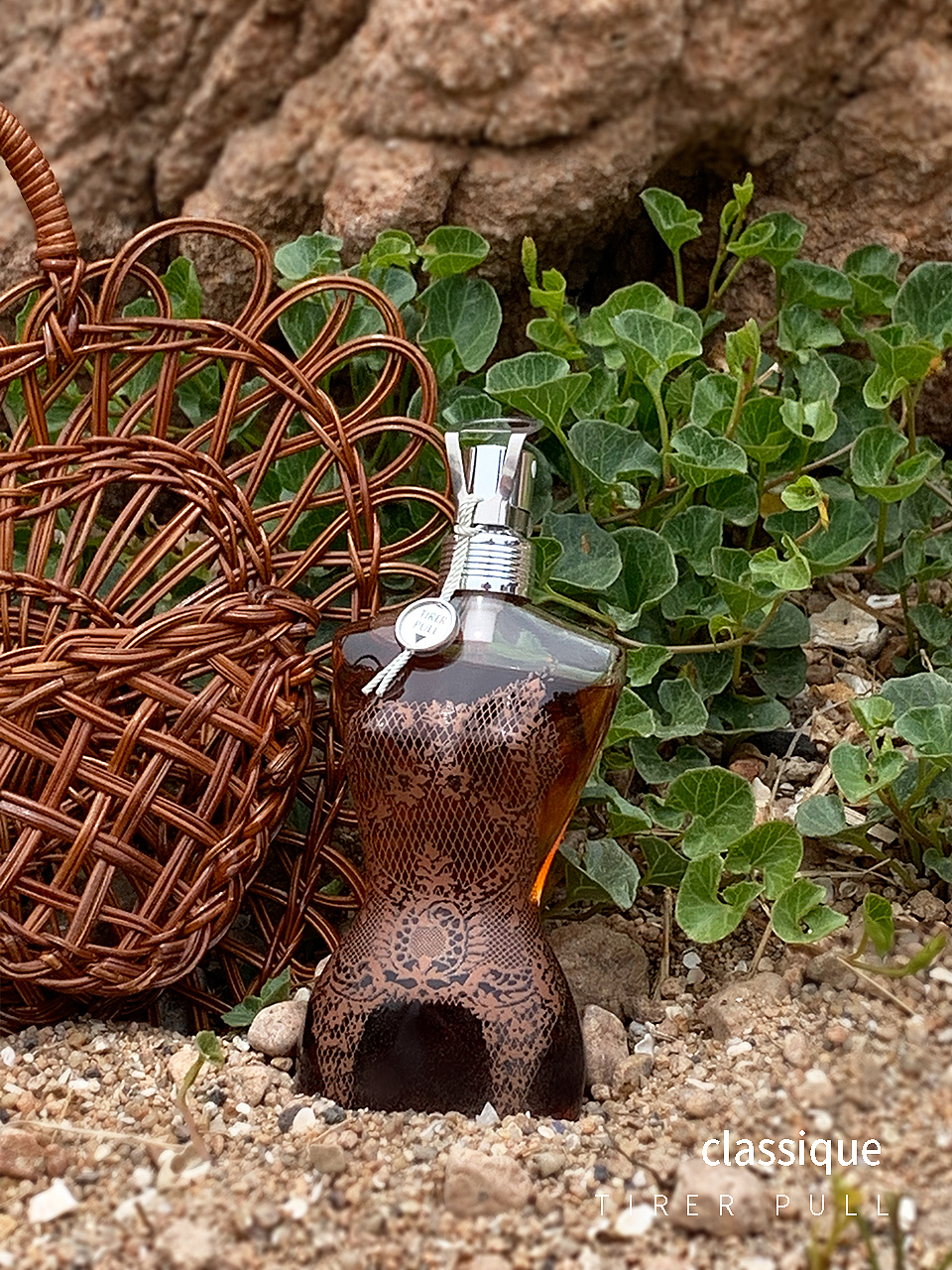 《classique品牌香水摄影》