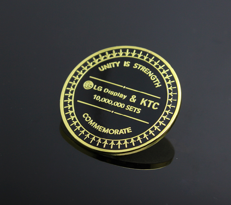 徽章成品图（图ZODYzOTAyNzY=） - 生活用品 - 站酷设计师雀莹工艺原创素材 - 站酷ZCOOL