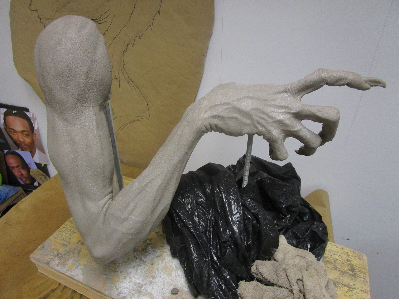 【ECC】Steve Wang操刀监制,英雄联盟授权Lucian圣枪游侠大比例雕像