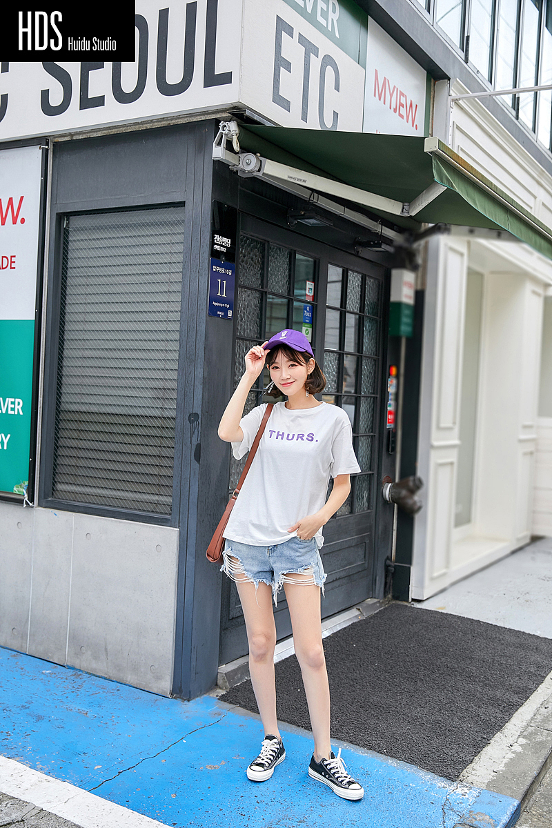 韩国爆款模特女装T恤拍摄
