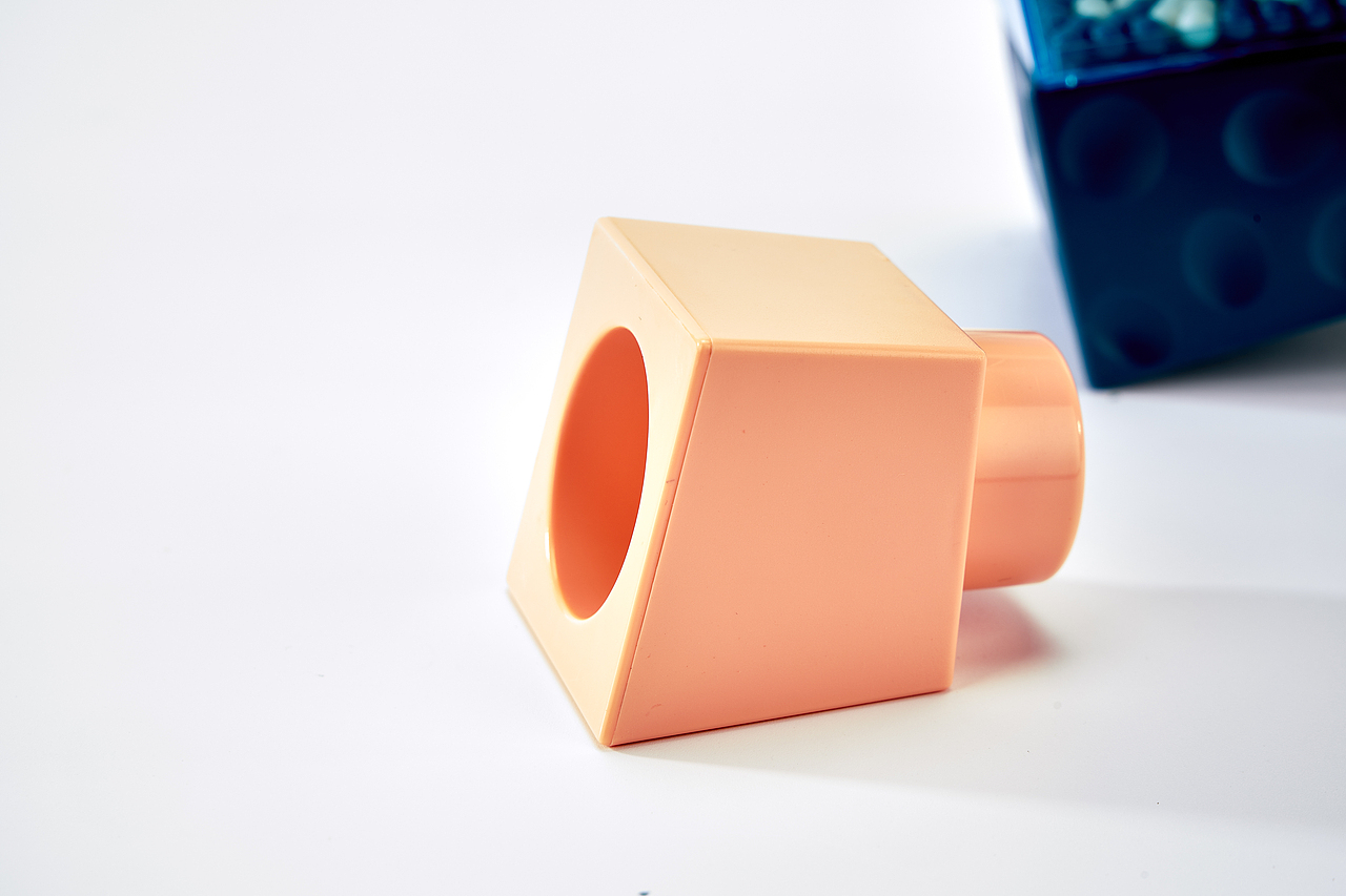 白底图拍摄-叠叠塔