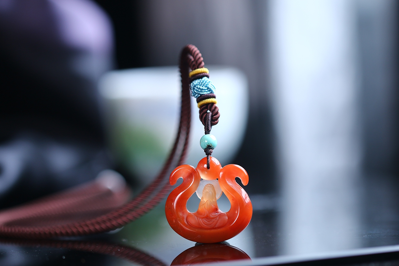 珠宝摄影——【云想衣裳花想容,彤云细飞醉满丛】一