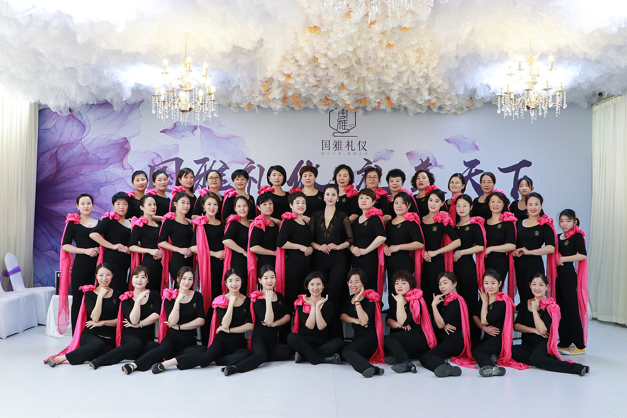 国雅礼仪27号+企业培训（图ZMjQyMzg3MDI0） - 人像摄影 - 站酷设计师国雅礼仪原创素材 - 站酷ZCOOL