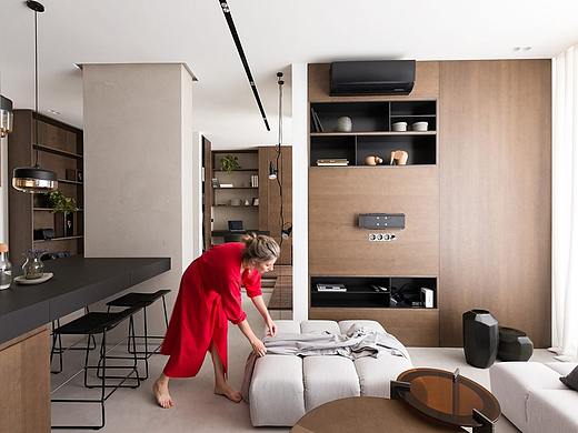 简单的木色公寓，却让人觉得很温暖！